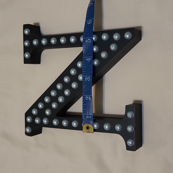 Letter "N" Decor - Picture 3 of 6